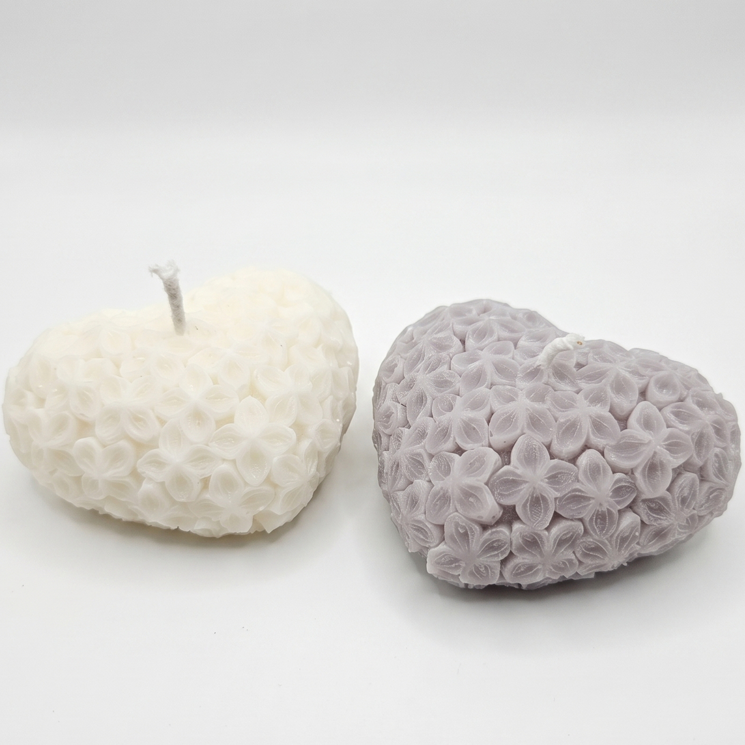 Vela decorativa Corazón Floreciente - Gris / Vainilla