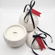 Vela Christmas Bauble Charming - Blanca / Plateada / Magia Invernal